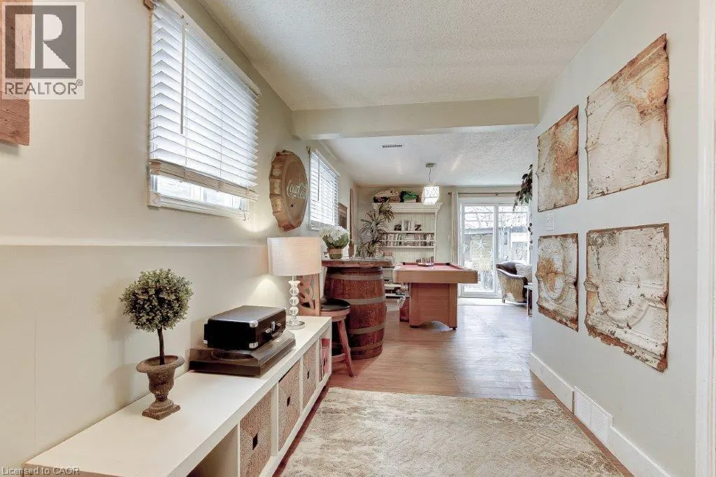 8A YEAGER Avenue