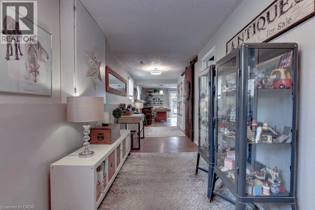 8A YEAGER Avenue