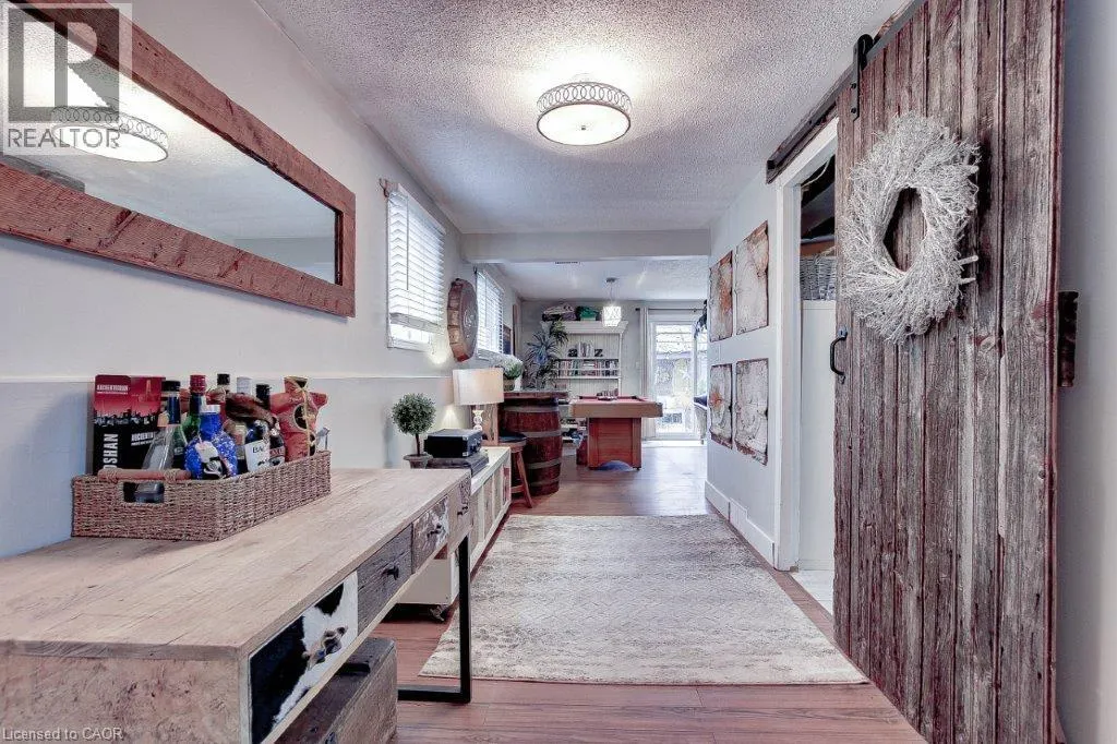 8A YEAGER Avenue