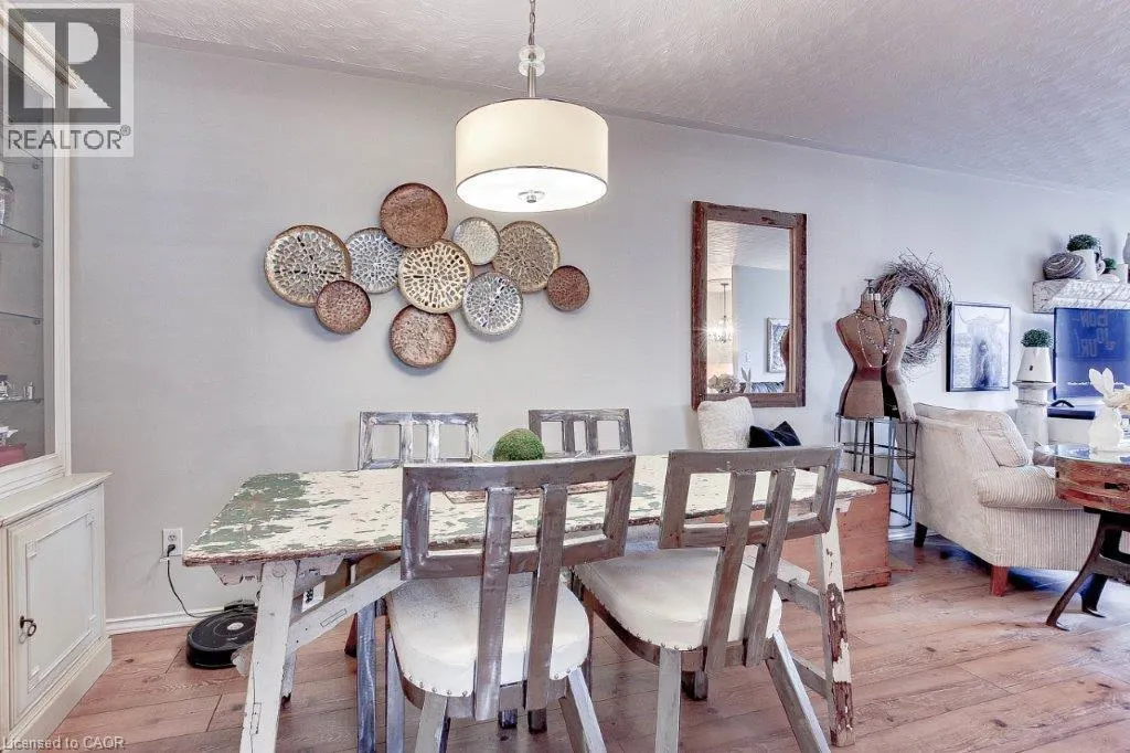8A YEAGER Avenue