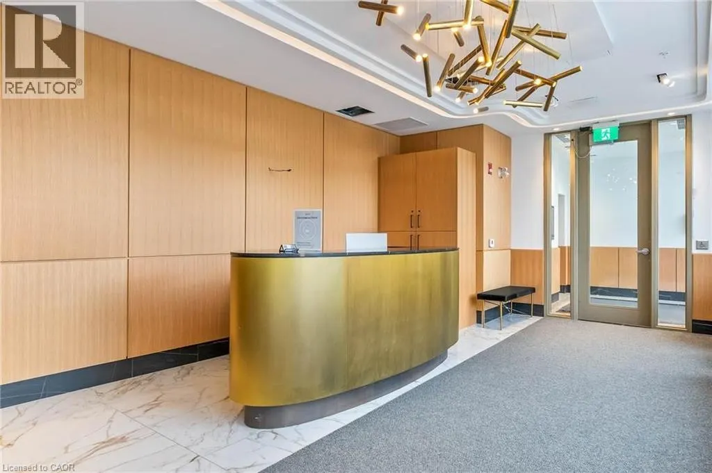 123 MAURICE Drive Unit# 105 #105