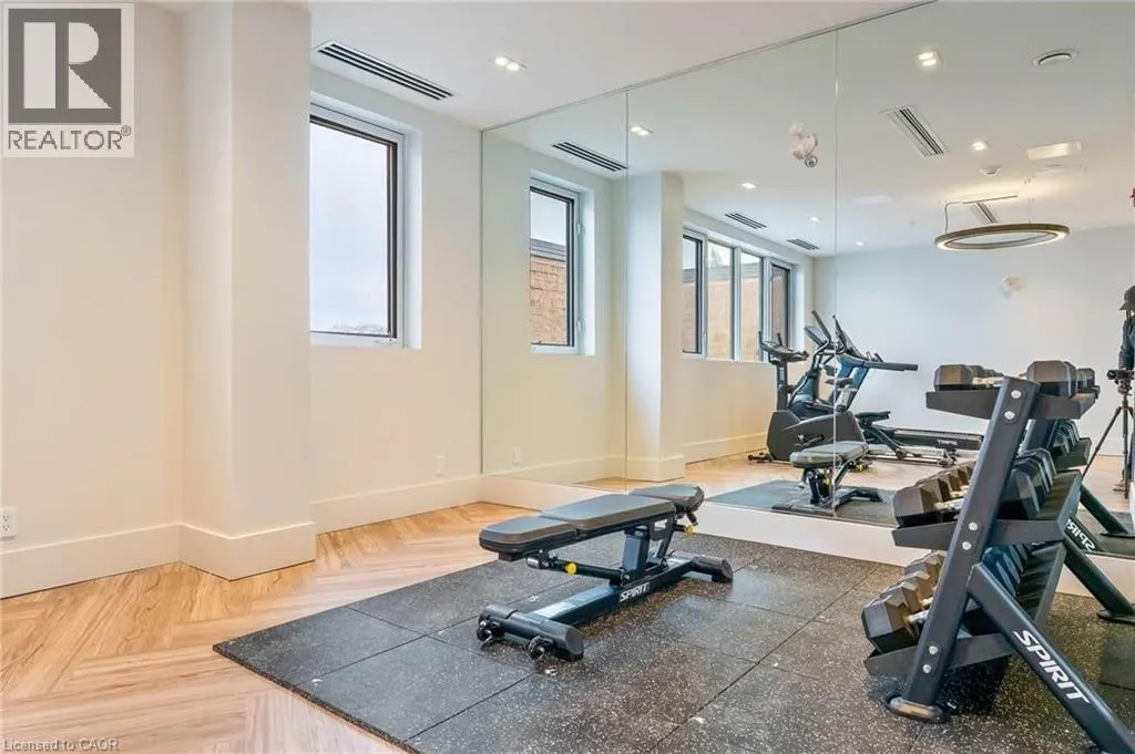 123 MAURICE Drive Unit# 105 #105