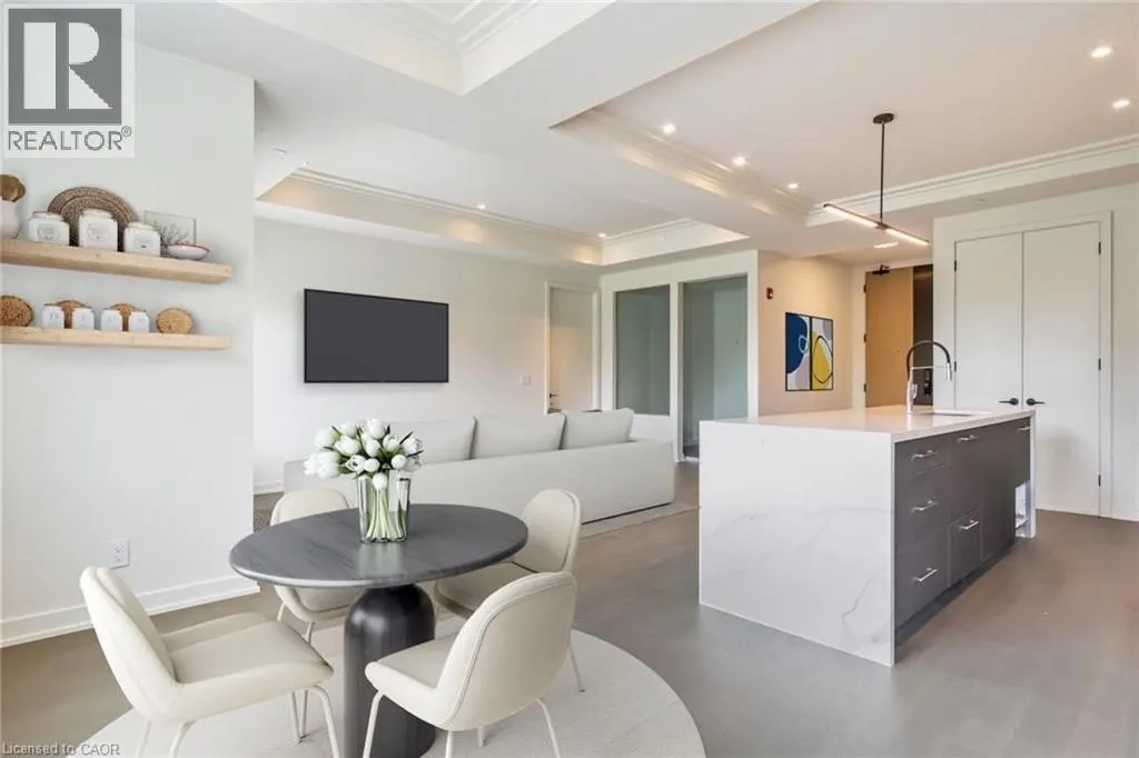 123 MAURICE Drive Unit# 201 #201