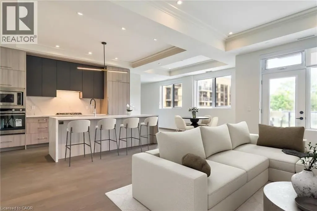 123 MAURICE Drive Unit# 201 #201