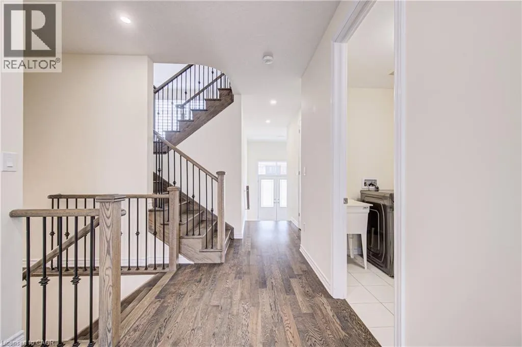 407 DOLMAN Street