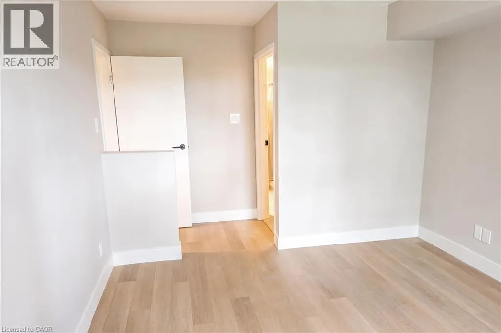 3085 KINGSWAY Drive Unit# 22 #22