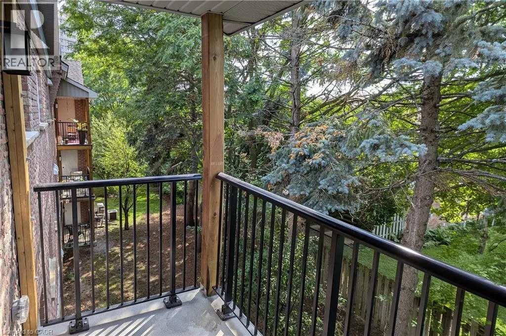 3085 KINGSWAY Drive Unit# 22 #22