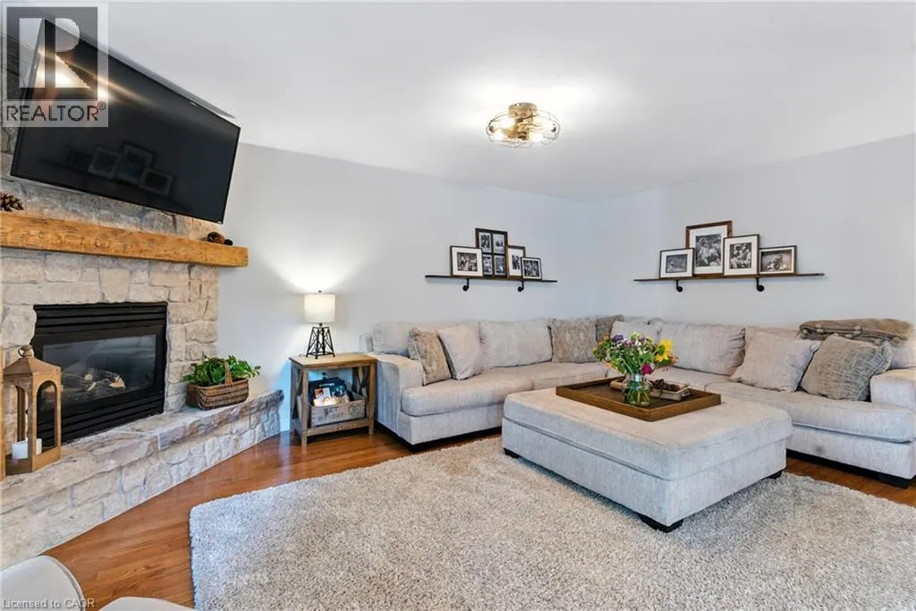 27 SOUTHWOOD Crescent