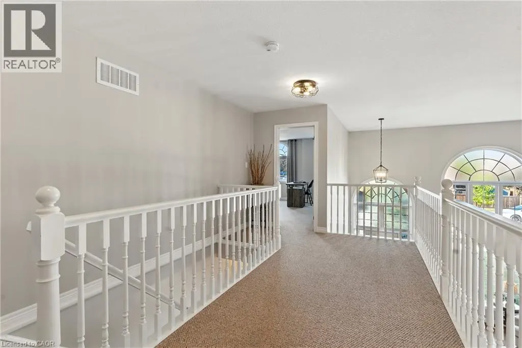 27 SOUTHWOOD Crescent
