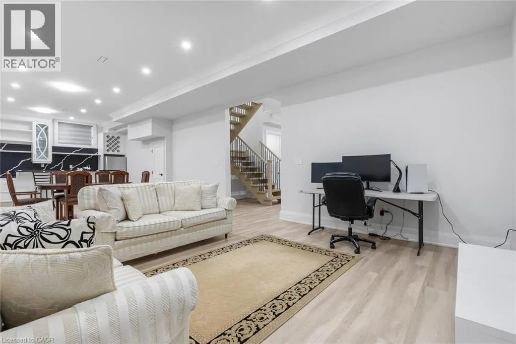 455 SAMFORD Place