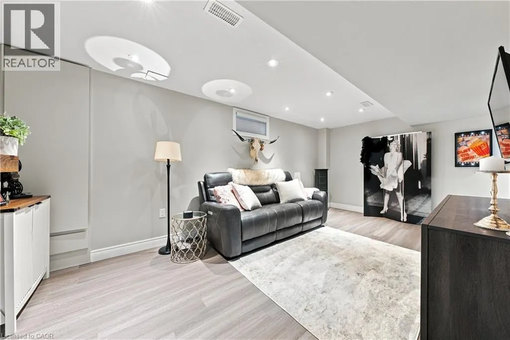 71 RIVIERA Ridge