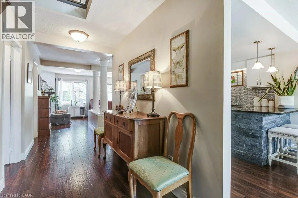 4 EDGEWATER Drive
