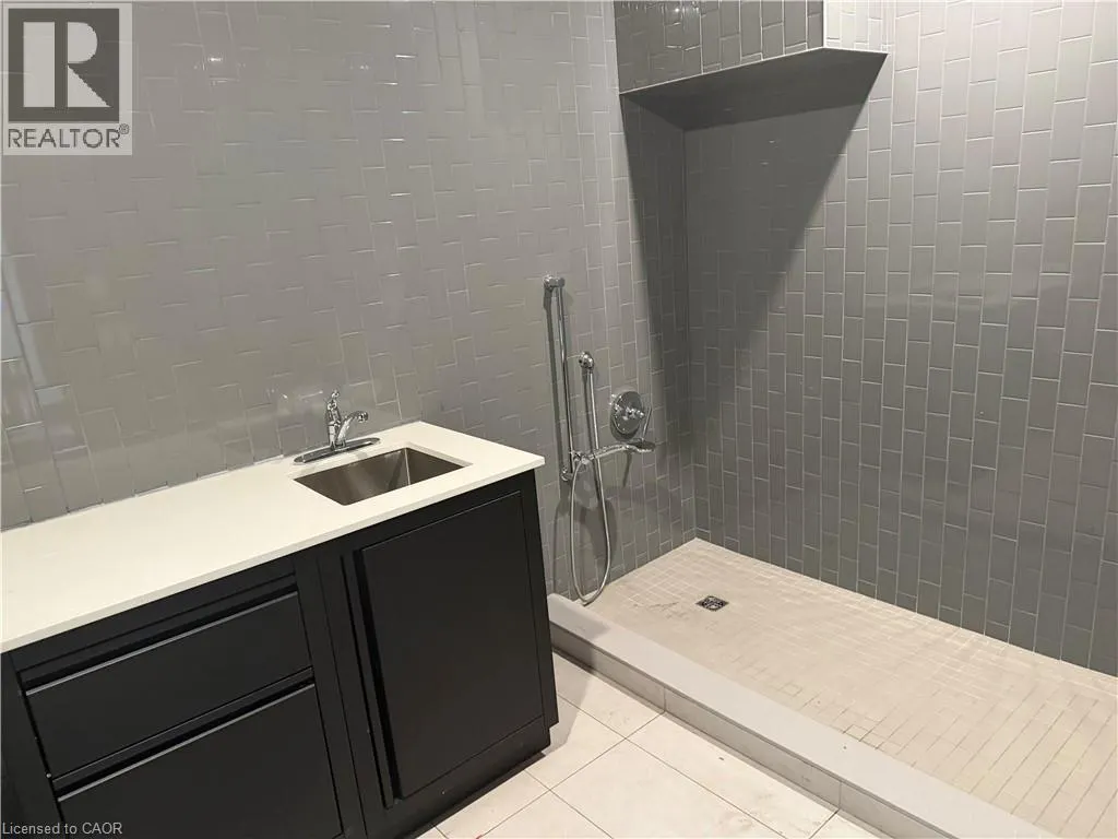 461 GREEN Road Unit# 306 #306