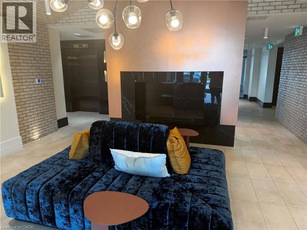 461 GREEN Road Unit# 306 #306