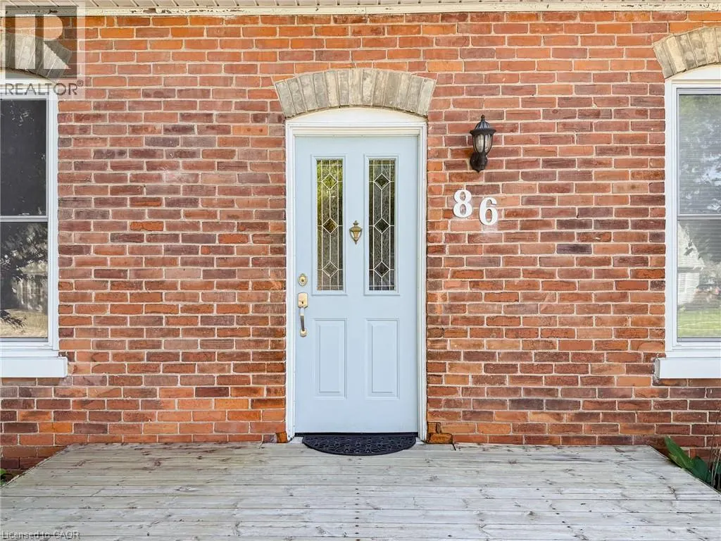 86 GREEN Street