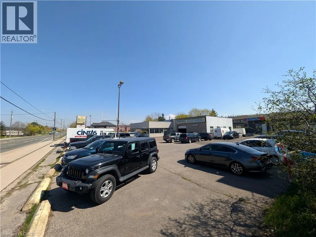 542-548 HIGHWAY 8