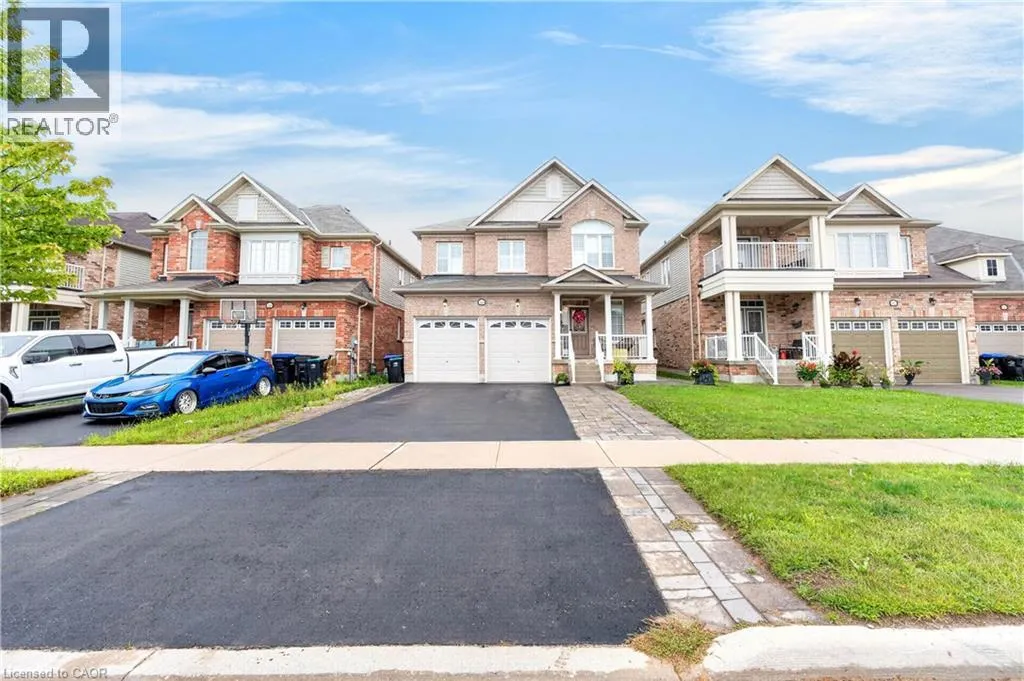 484 GREENWOOD Drive