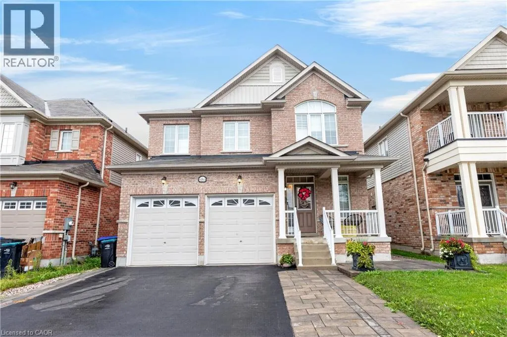 484 GREENWOOD Drive