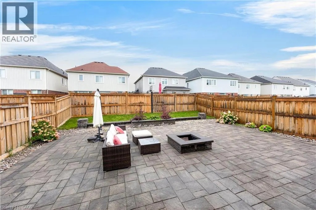 484 GREENWOOD Drive