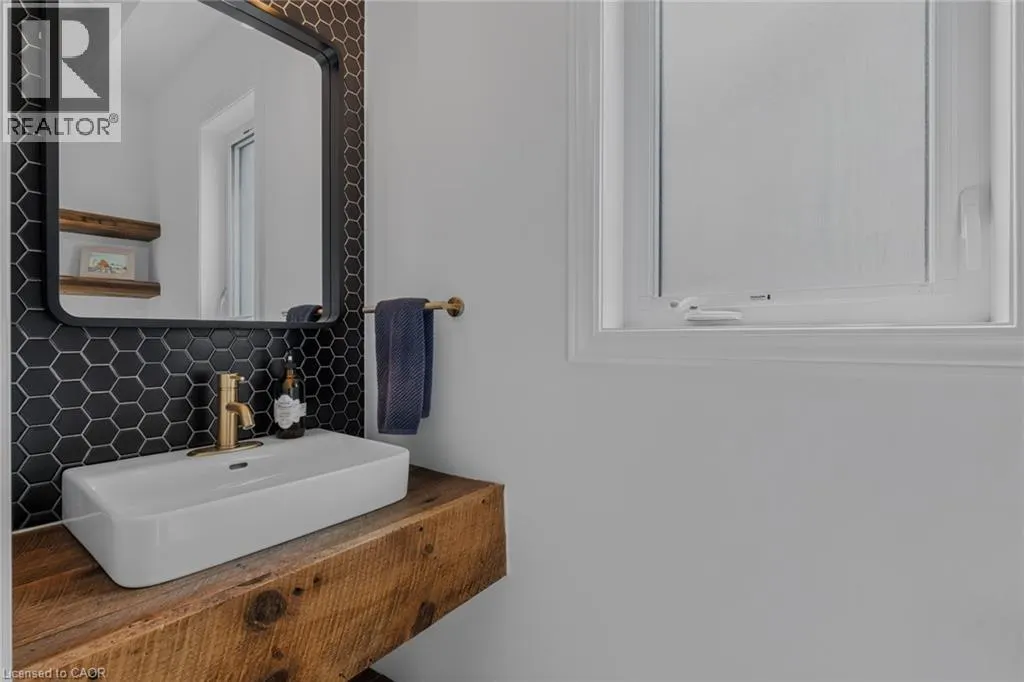 174 WOODWAY Trail