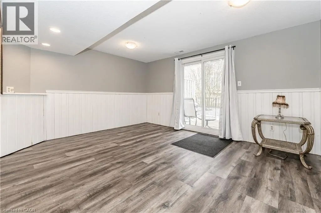 111 TRAYNOR Avenue Unit# 16 #16