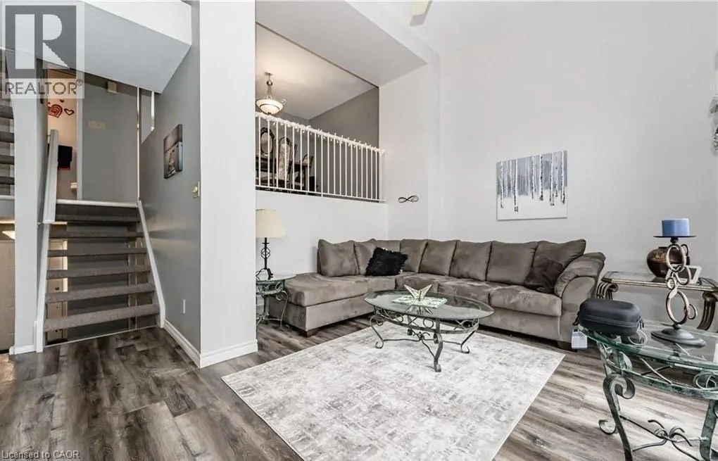 111 TRAYNOR Avenue Unit# 16 #16
