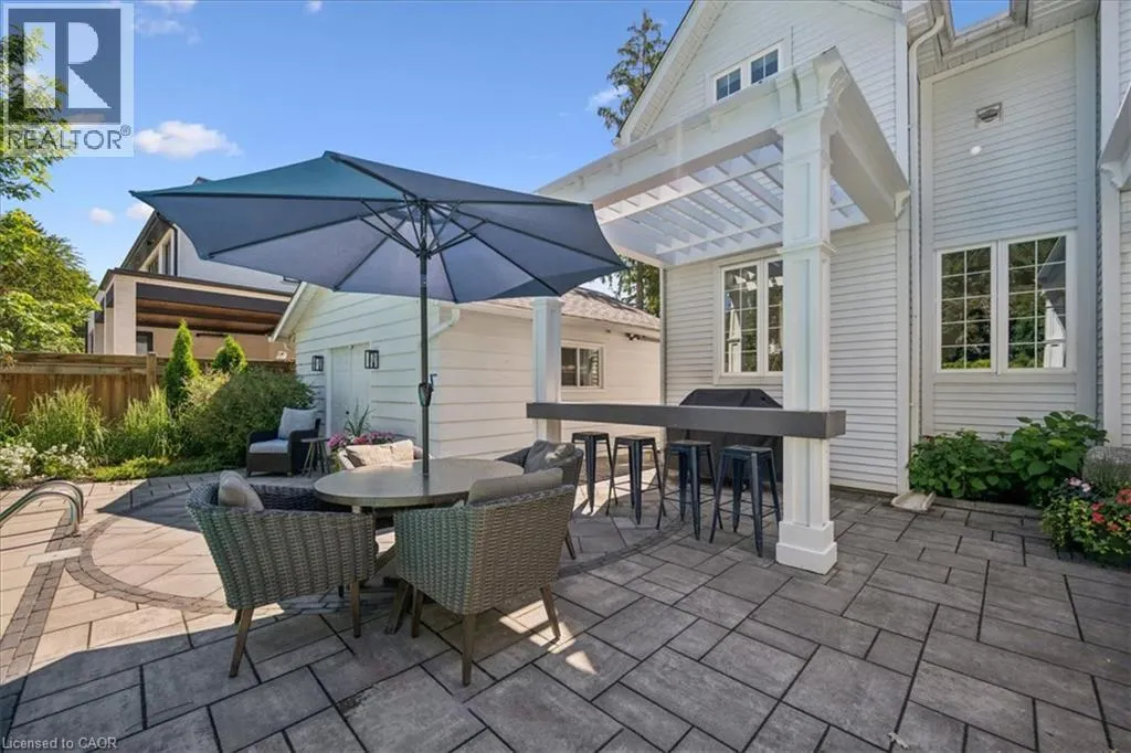 489 REBECCA Street