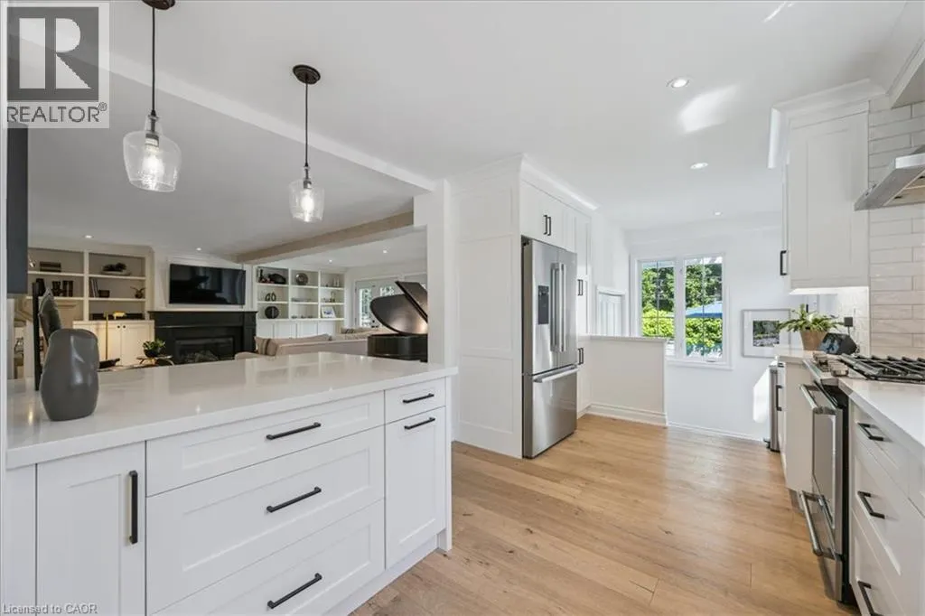 489 REBECCA Street