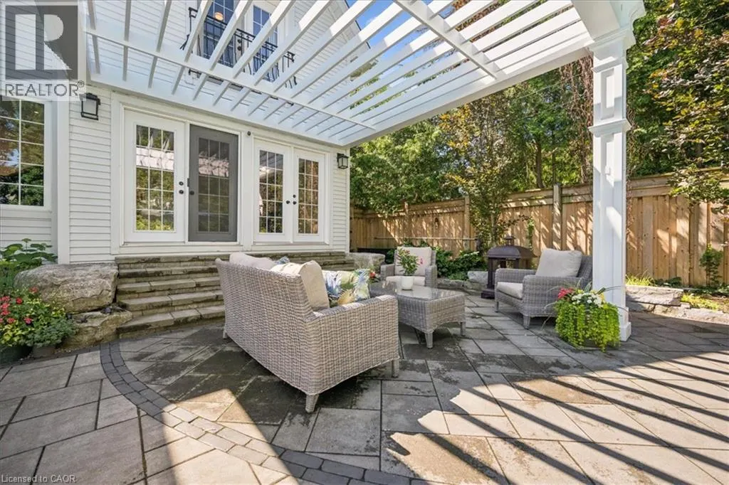 489 REBECCA Street