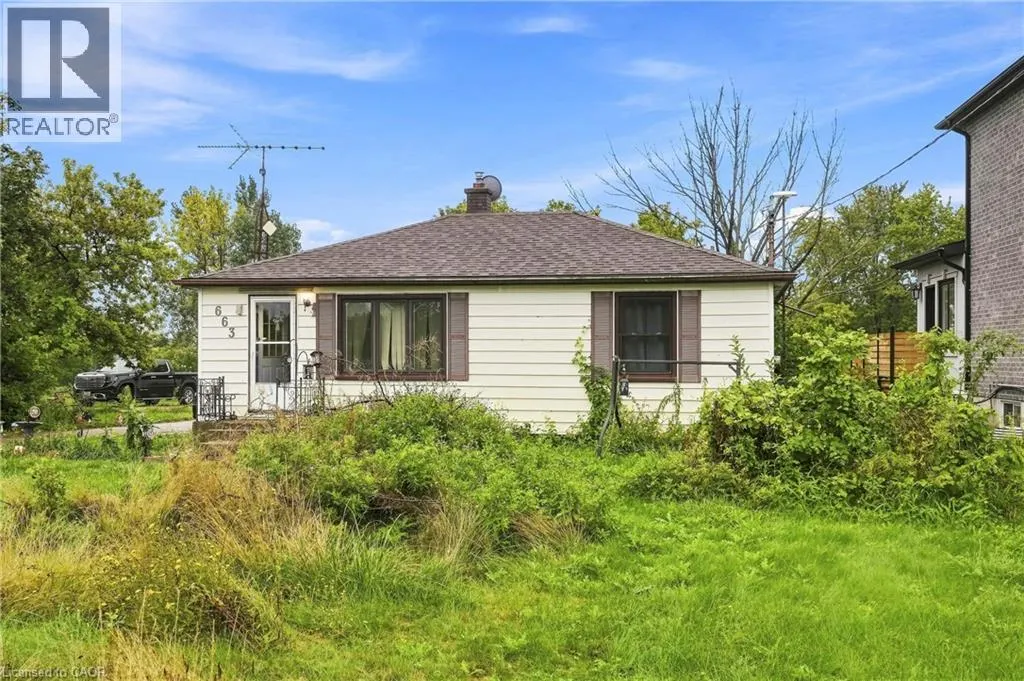 663 RIDGE Road W