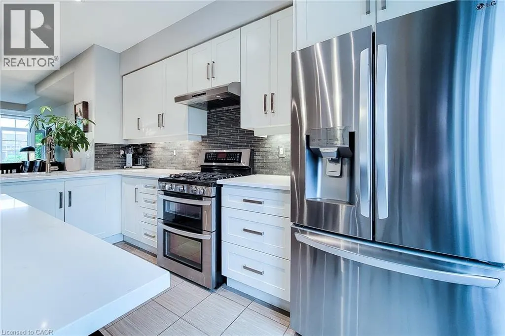 257 PARKSIDE Drive Unit# 16 #16