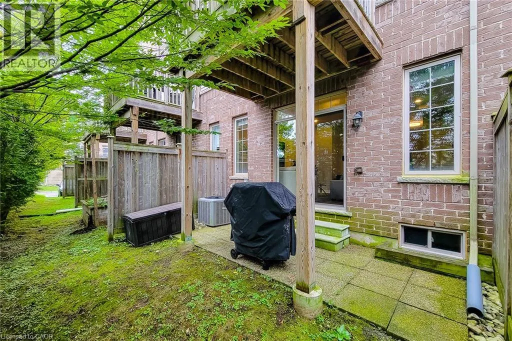 257 PARKSIDE Drive Unit# 16 #16