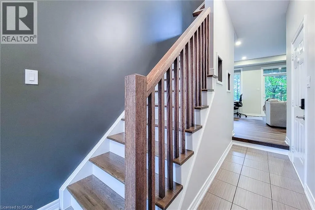 257 PARKSIDE Drive Unit# 16 #16