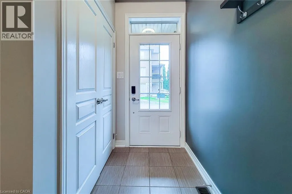 257 PARKSIDE Drive Unit# 16 #16