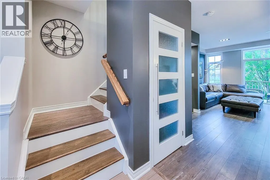 257 PARKSIDE Drive Unit# 16 #16