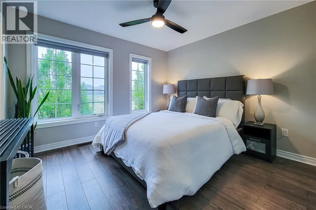 257 PARKSIDE Drive Unit# 16 #16