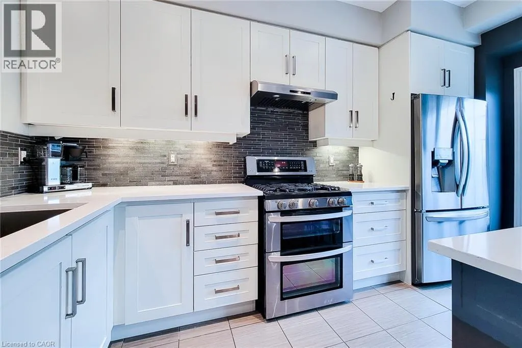 257 PARKSIDE Drive Unit# 16 #16