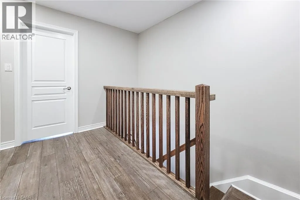 257 PARKSIDE Drive Unit# 16 #16