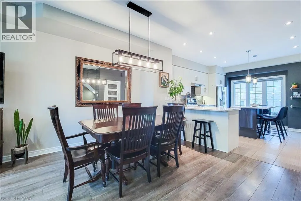 257 PARKSIDE Drive Unit# 16 #16