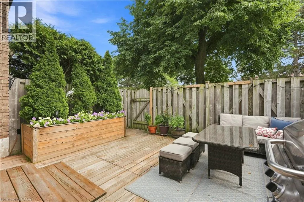 1115 PARAMOUNT Drive Unit# 50 #50