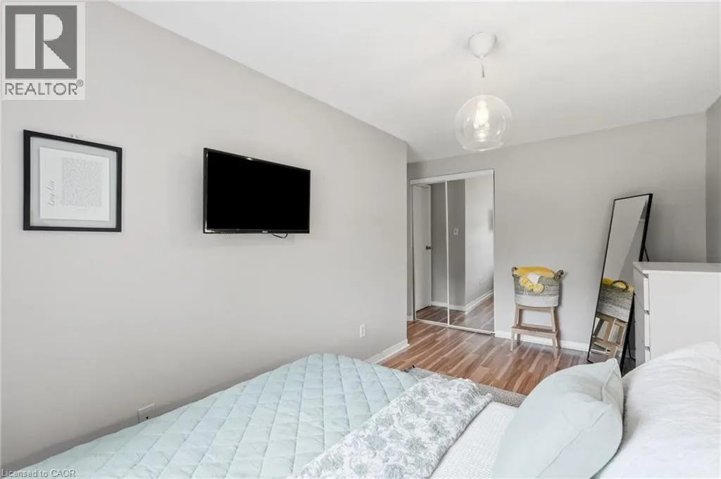 1115 PARAMOUNT Drive Unit# 50 #50