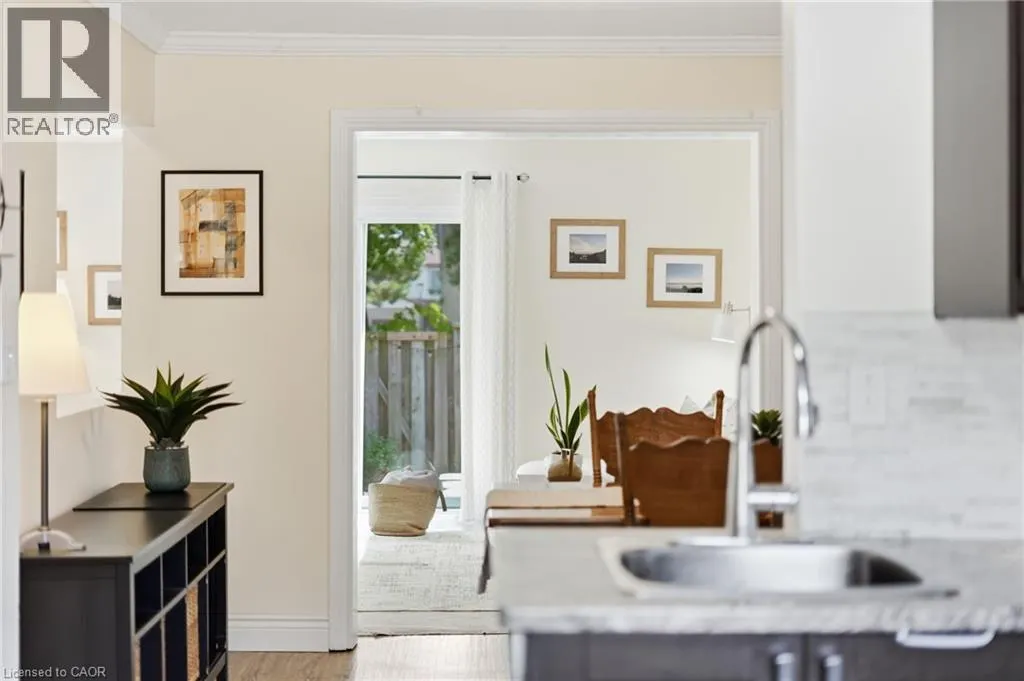 1115 PARAMOUNT Drive Unit# 50 #50