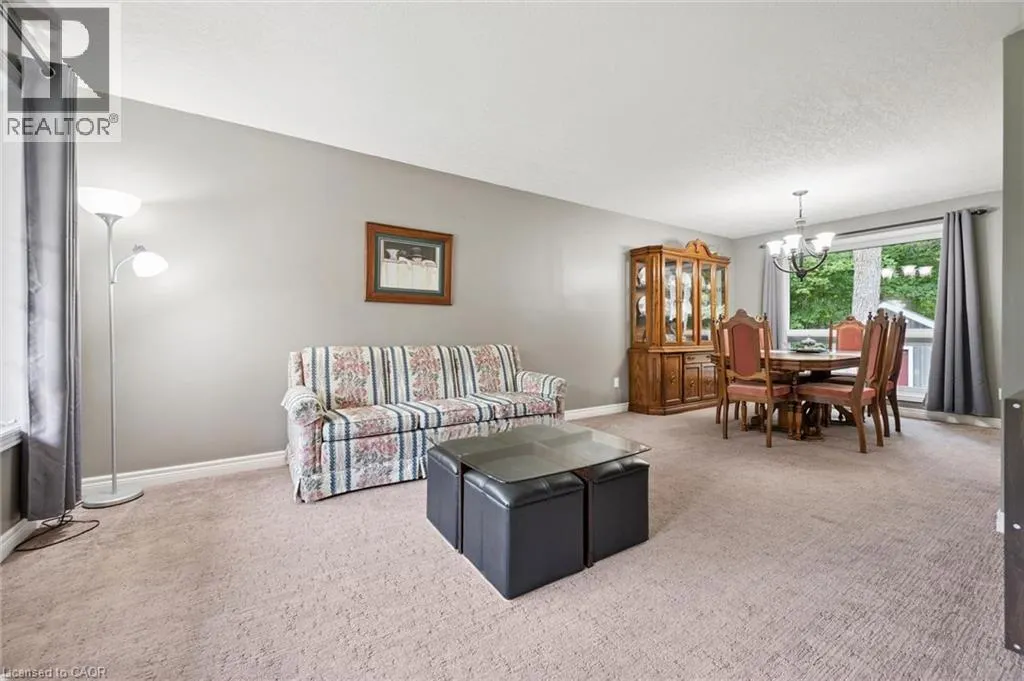 10 MERNER Place