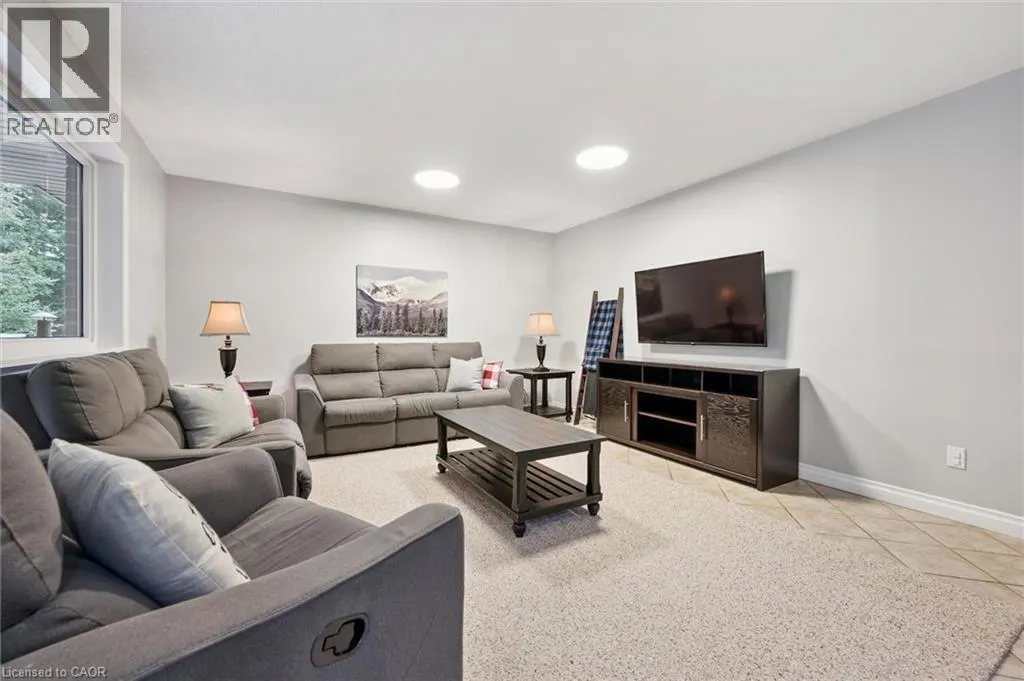 10 MERNER Place