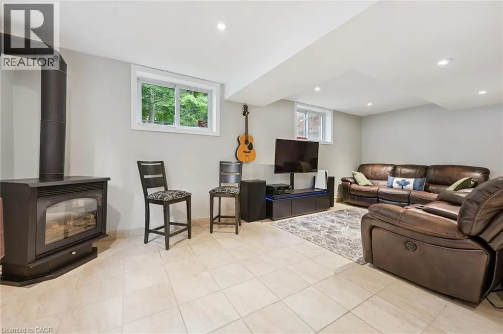 10 MERNER Place