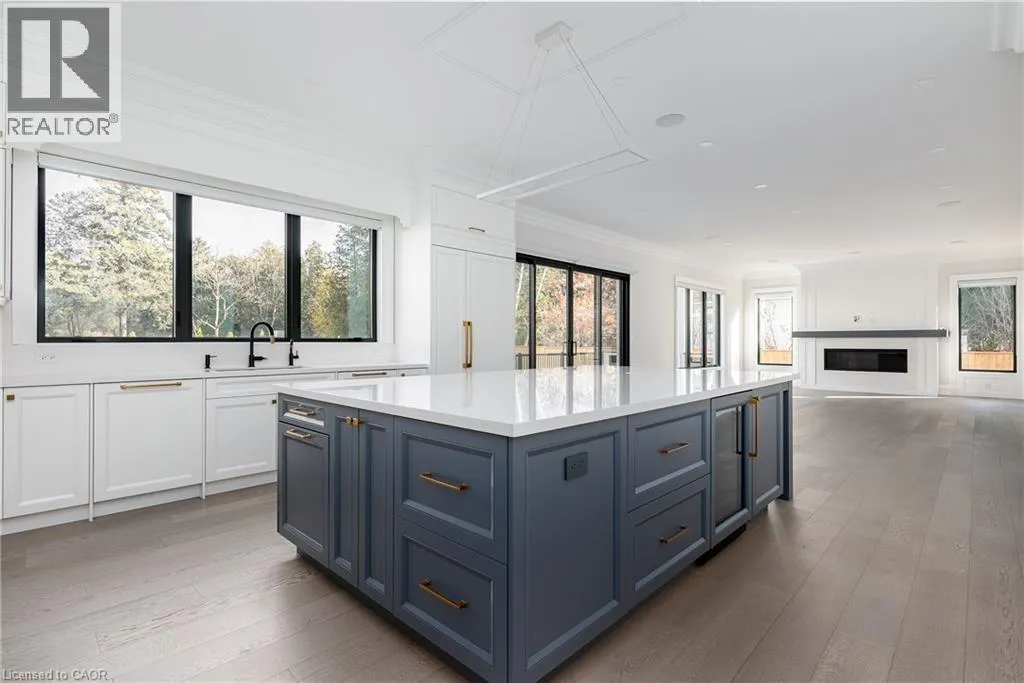 481 CHARTWELL Road