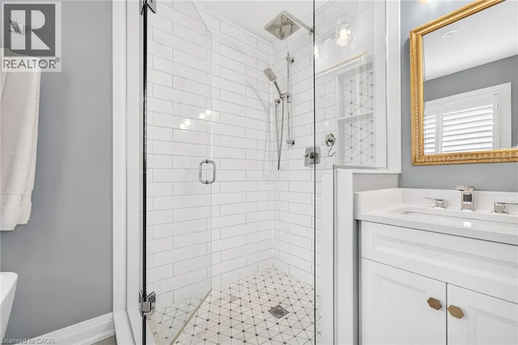 12 FIDDLEHEAD Crescent