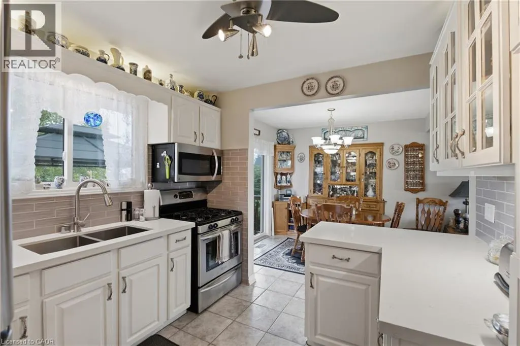 6453 TOWNLINE Road