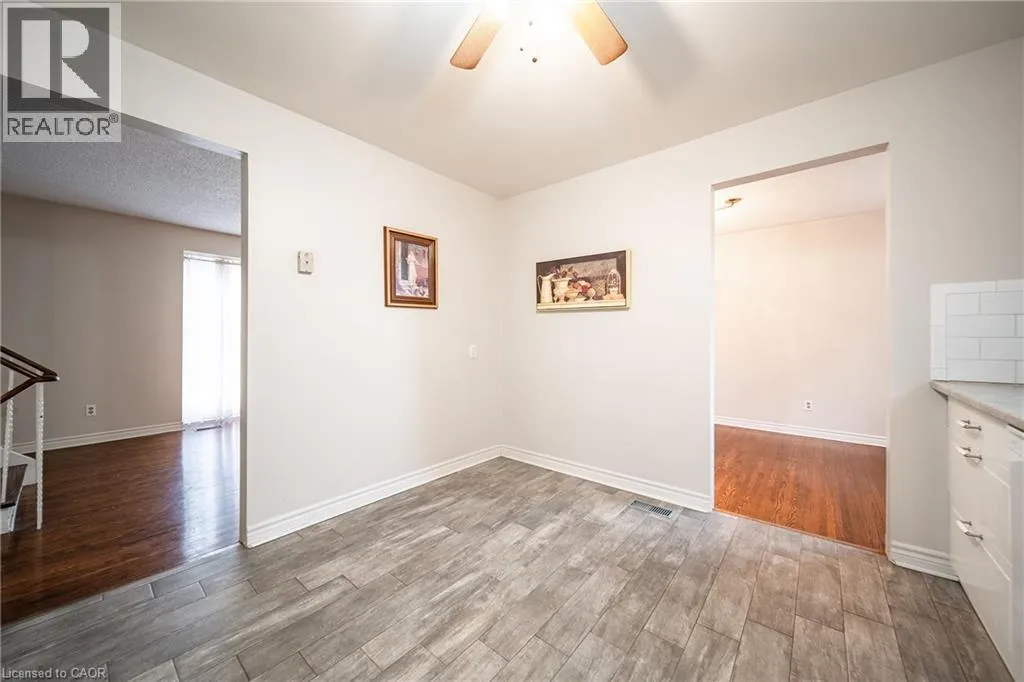 557 TRAFFORD Crescent