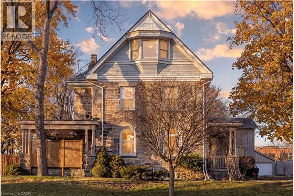 54 BRUCE Street